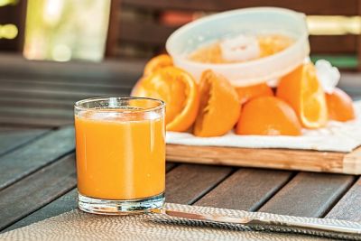 Gesunde Ernährung im Winter - Orangensaft